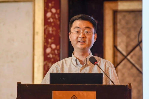 國(guó)家強(qiáng)制性標(biāo)準(zhǔn)《個(gè)體防護(hù)裝備配備規(guī)范》宣貫會(huì)在我市召開，為優(yōu)勢(shì)產(chǎn)業(yè)集聚發(fā)展提供技術(shù)支撐和安全保障